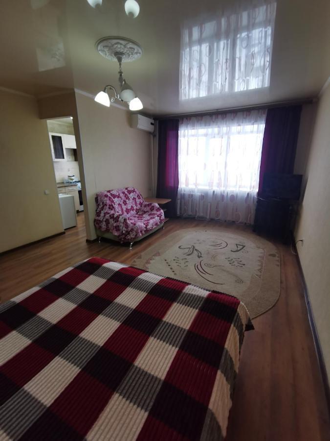 1 Комн Апартаменты В Центре Рядом С Парком Qostanai Exterior foto